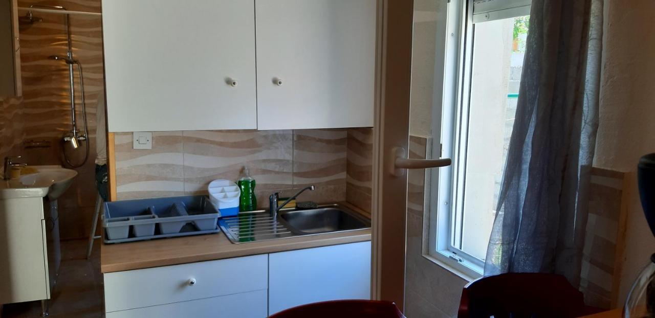 Apartment "Mislav" Gornji Karin Exteriér fotografie