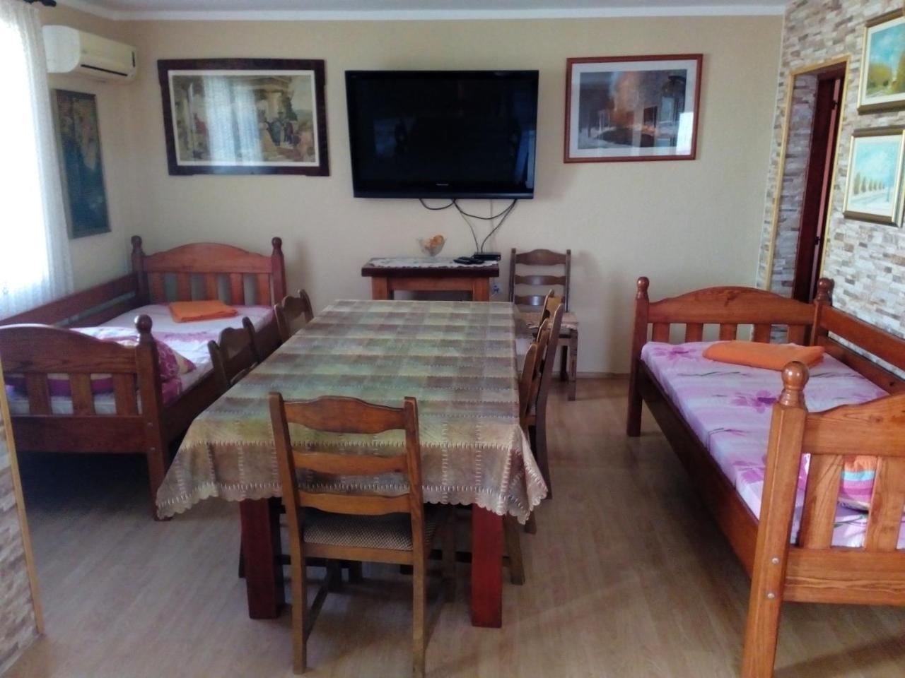 Apartment "Mislav" Gornji Karin Exteriér fotografie